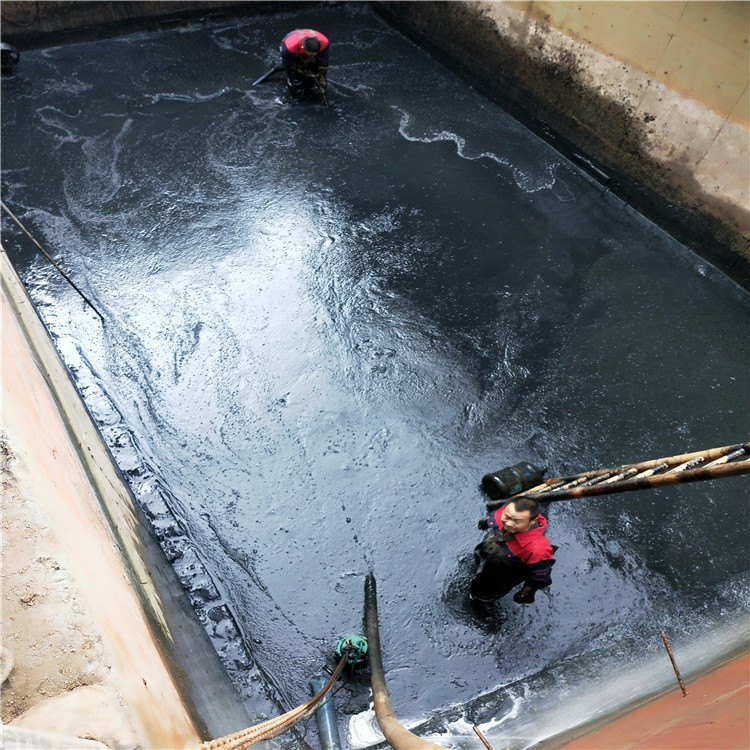 印江废水池清理